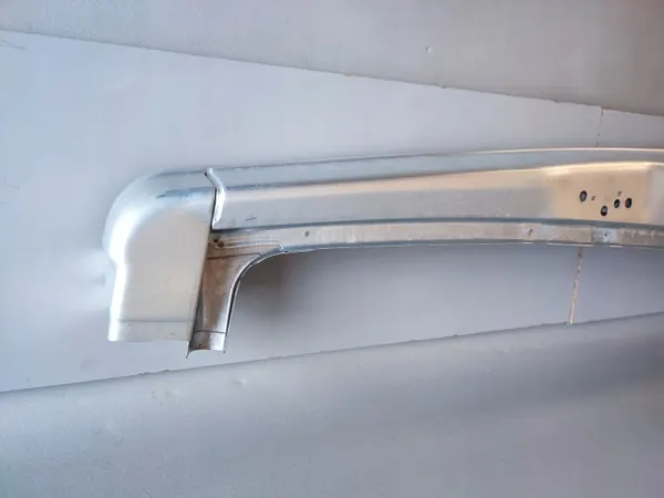 Iveco Daily 6 VI 19- Linke Heck-Pfostenabdeckung OEM 210MA011 image 4