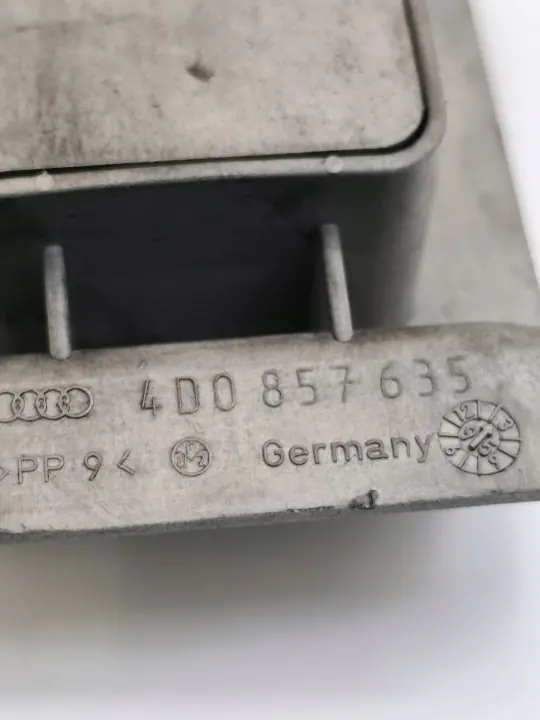 Gepäcknetzhalter Audi A6 C5 OEM 4D0857635 image 4