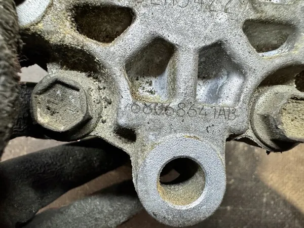 Bomba de direção assistida JEEP GRAND CHEROKEE WK2 II 5.7 image 5