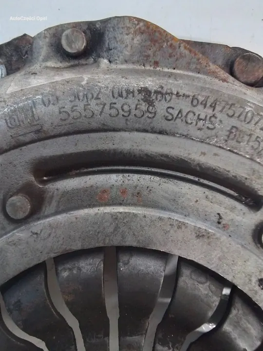 Opel Corsa D 1.6 Kaksimassavälykki 55575959 image 5