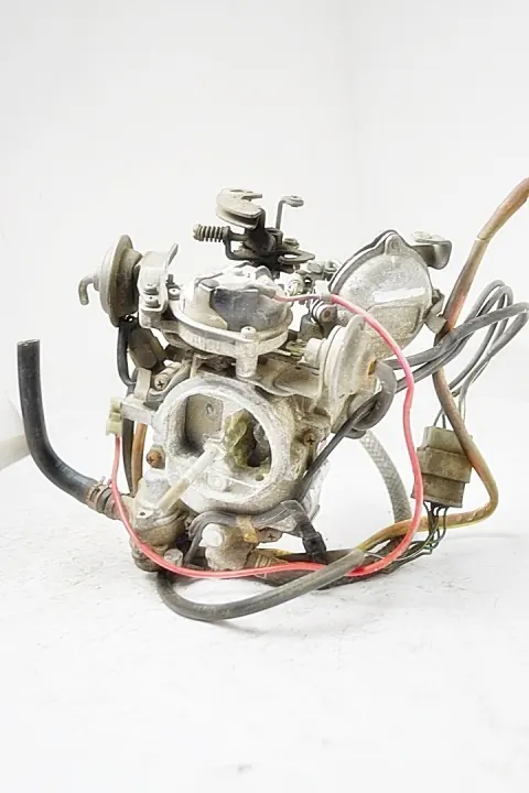 Carburador AISAN OEM 30D 78B20 71030 - Usado image 2