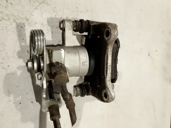 Bremszange Audi TT 8N0615424 - Gebrauchtes OEM-Teil image 3