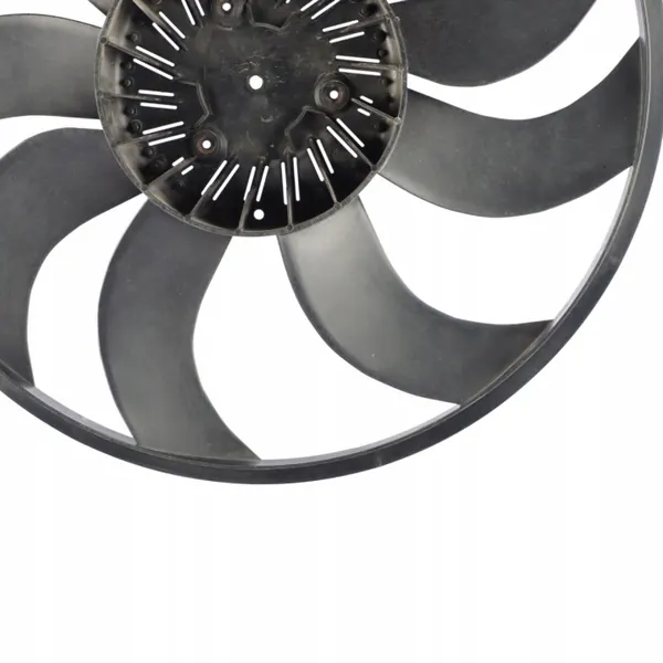 BMW Radiatorventilator OEM 8641963 voor F20 F21 F30 F31 image 7