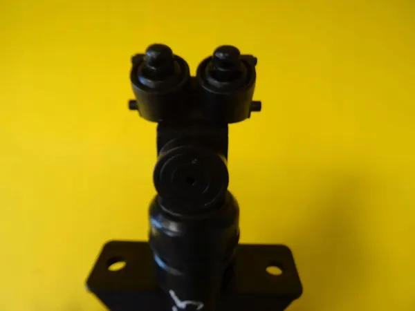 Washer Nozzle Audi A6 S6 C5 1999 OEM 8D0955101 image 2