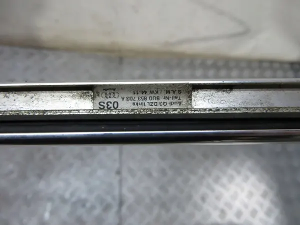 Audi Q3 8U Dachreling links OEM 116/141 image 8