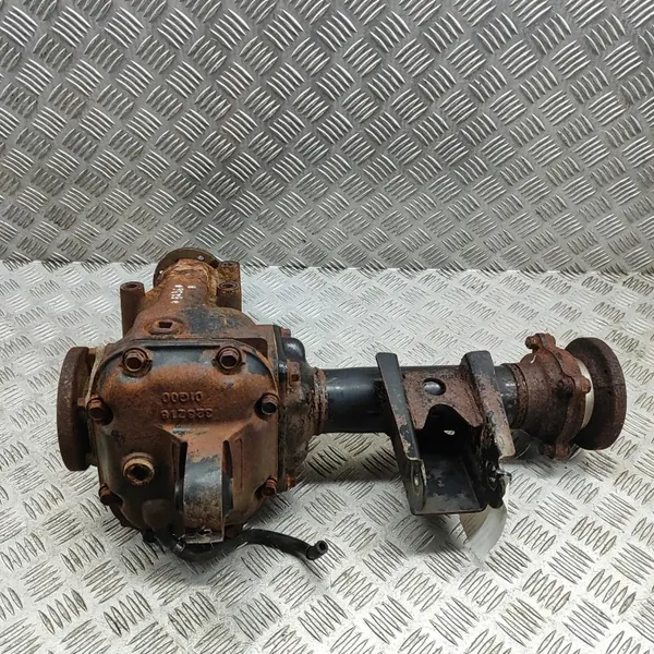 Voorreductor Nissan Navara D21 3851181G45 image 2