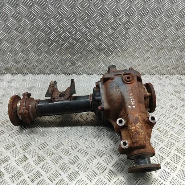 Voorreductor Nissan Navara D21 3851181G45 image 3