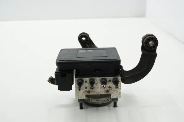 BMW ABS-bromspump OEM 6868638 6868637 Begagnad image 2