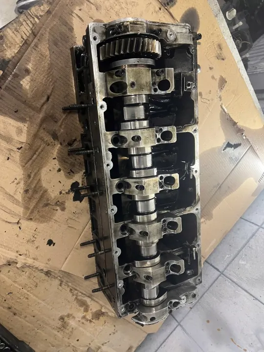 Culasse VW OEM r070103373a pour Touareg 5.0TDI image 2