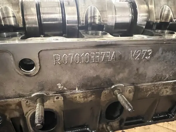 Culasse VW OEM r070103373a pour Touareg 5.0TDI image 3