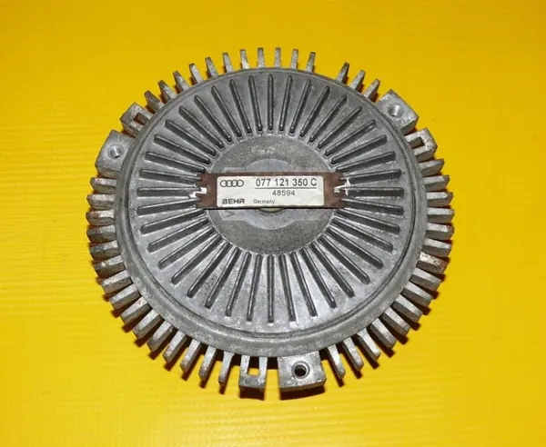 Audi OE 077121350C Kylfläktkoppling image 2