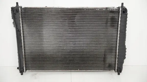 Kit de radiador usado OEM 360203971 para Chevrolet Aveo image 4
