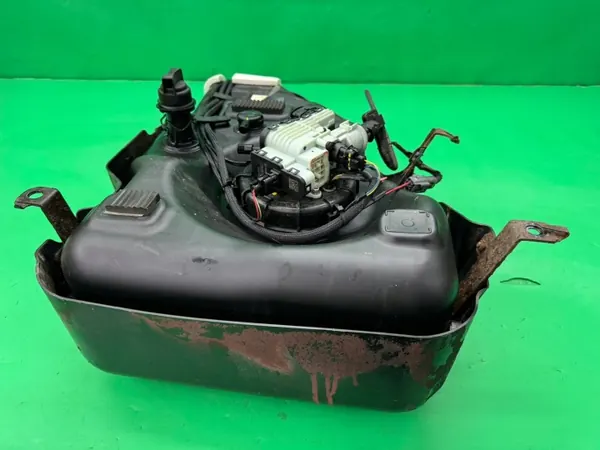 Réservoir AdBlue OEM 0928404003 pour Mazda CX-7 2.2D 2006-2012 image 10