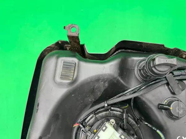 Réservoir AdBlue OEM 0928404003 pour Mazda CX-7 2.2D 2006-2012 image 4