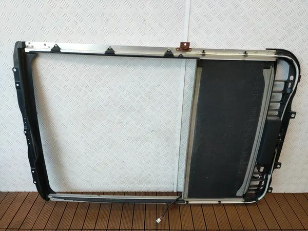 Moteur Toit Panoramique Toyota Verso OEM 63260-64010 image 3