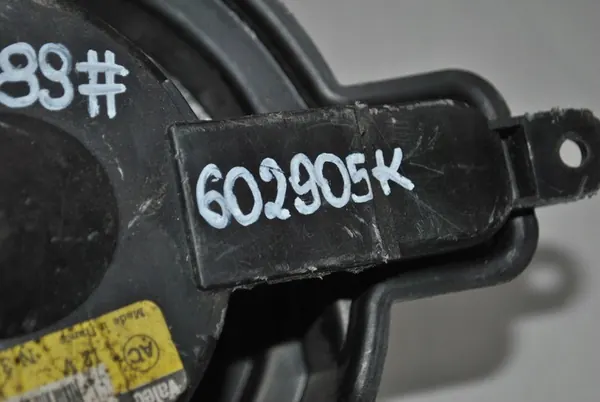 Motor de ventilação Peugeot 306 OE 602905K image 6