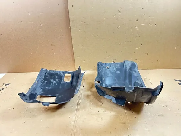 BMW 3 E90 E91 2011 Oikea Etulokasuoja image 3