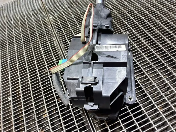 Levier de vitesse Ford OE 9V417C453EB pour Kuga I 2011 image 3