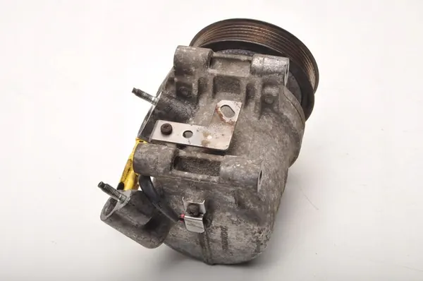 Compresseur de Climatisation PEUGEOT 301 1.6 HDI 9676011680 image 3