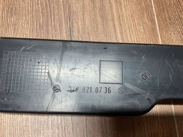OEM 1298210736 Voorste Linker Kabelkanaal Mercedes SL R129 image 4