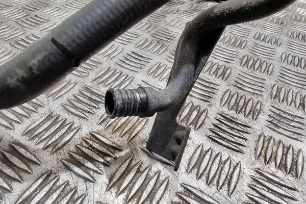 Jäähdytysputki BMW 3 COUPE (E46) 1.6L bensiini image 4