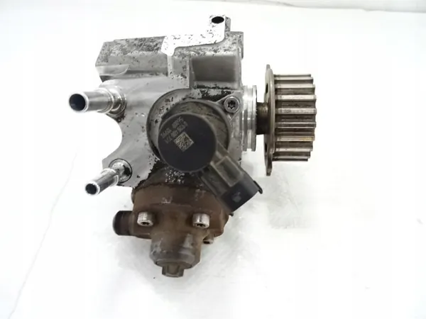 OEM 9811347380 ruiskutuspumppu Peugeot 308 II:lle image 3