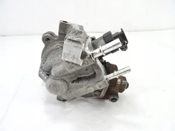 OEM 9811347380 ruiskutuspumppu Peugeot 308 II:lle image 4