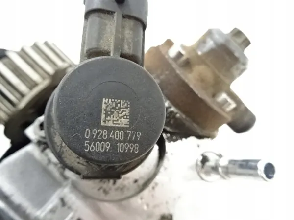 OEM 9811347380 ruiskutuspumppu Peugeot 308 II:lle image 6