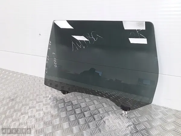 Mercedes-oven lasi OEM E643R007953 - Käytetty image 2