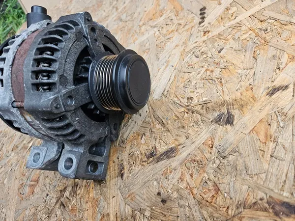 ALTERNADOR OPEL INSIGNIA A 2.8 V6 OPC 13502584 image 3