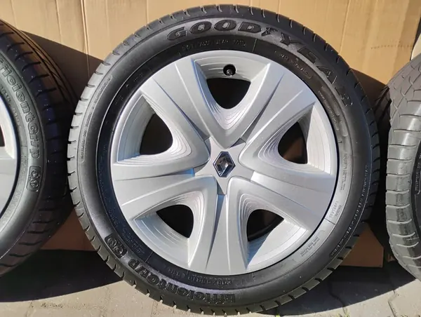 Stahlrad-Set Dacia 6.0" x 16" 4x100 ET 37 image 4