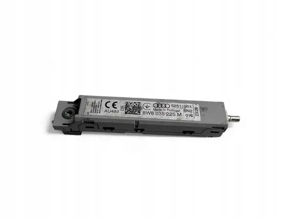 Audi A4 Antennivahvistin OEM 8W8035225M Käytetty image 2