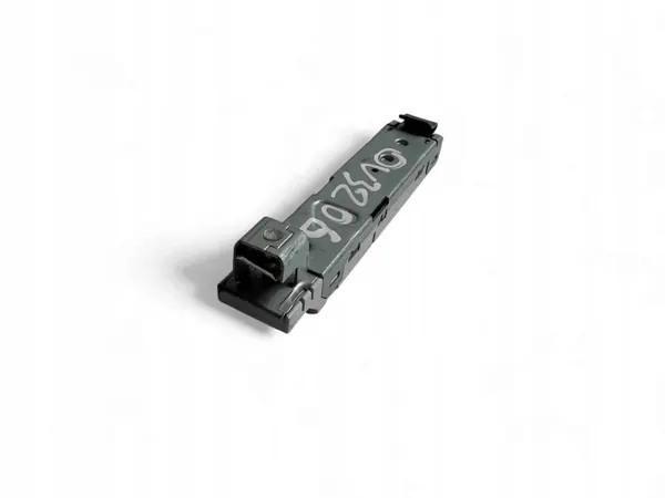 Audi A4 Antennivahvistin OEM 8W8035225M Käytetty image 6