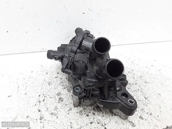 Bomba de agua de calefacción Seat Arona 2018 04E121042L image 2