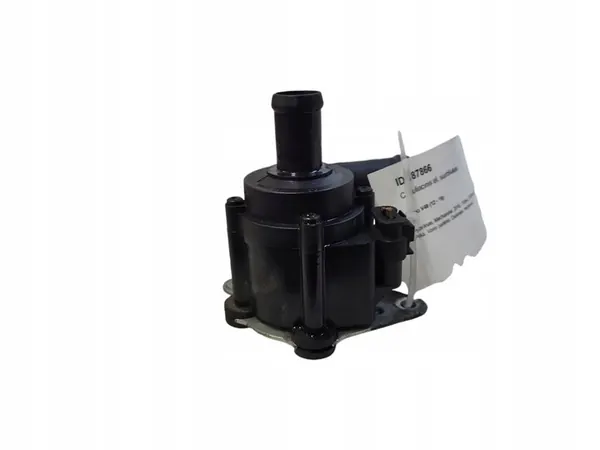 Vattenpump VOLVO V40 CROSS COUNTRY 2.0L diesel OEM image 3