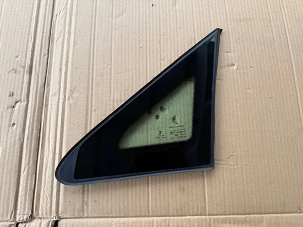 Janela lateral esquerda triangular OEM 4476730305 Mercedes Vito image 2
