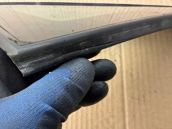Janela lateral esquerda triangular OEM 4476730305 Mercedes Vito image 5