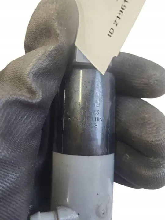 Scheibenwaschpumpe Volvo V40 OEM 141111B - Gebraucht image 3