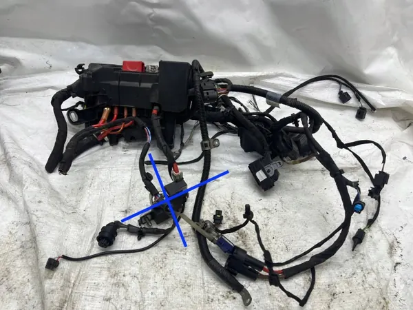 Mercedes säkringslåda OEM A2469068601 - Begagnat skick image 2