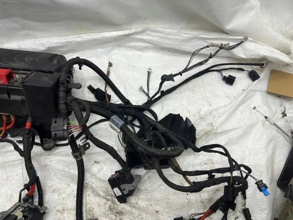 Mercedes säkringslåda OEM A2469068601 - Begagnat skick image 3