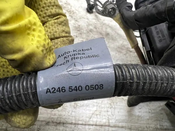 Mercedes säkringslåda OEM A2469068601 - Begagnat skick image 9