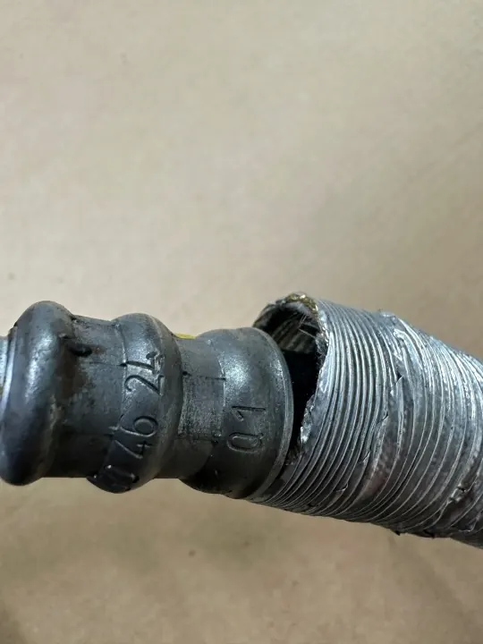 Flexible de direction assistée Mercedes OEM A2304604624 image 10