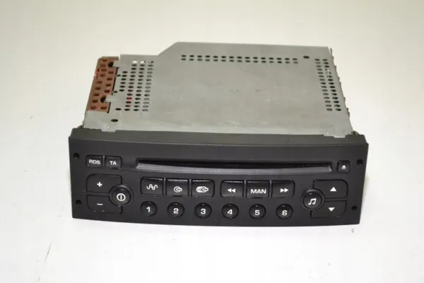 Radio CD Citroen OEM 96514684XT00 - Usado image 2