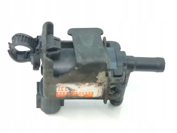 Toyota brandstofdampklep OEM 2586028040 image 3