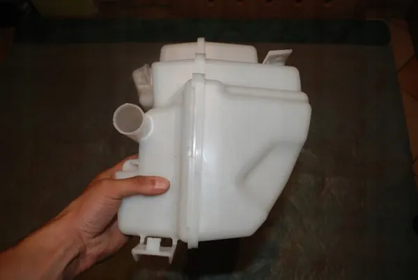 Scheibenwaschbehälter OEM 31696280 für Volvo Polestar 2 image 7