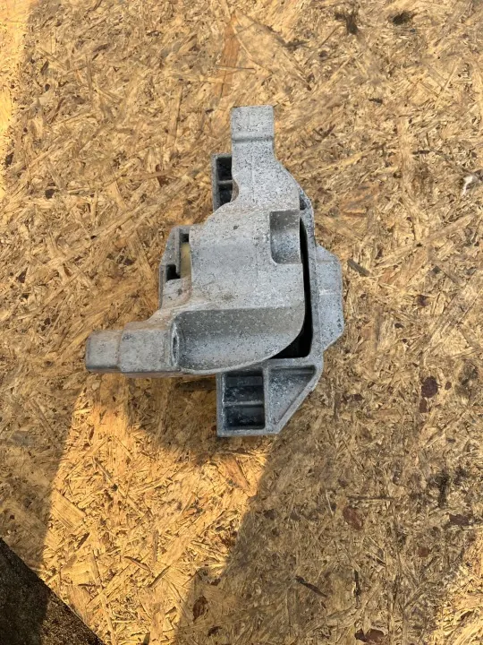 Support de boîte Ford S-Max MK2 2.5 Hybride OEM M1G3-7M121-AB image 3