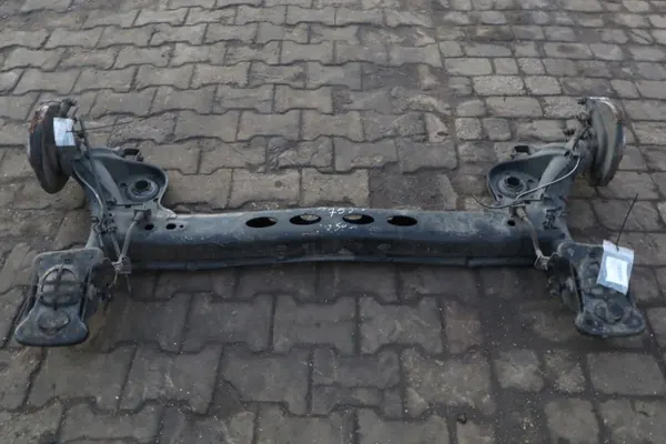 Poutre suspension arrière OEM 2Q0511534L pour Skoda Scala image 2