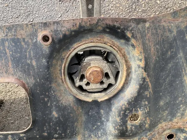 OEM 1K0199315B Framvagnsram VW Caddy image 8