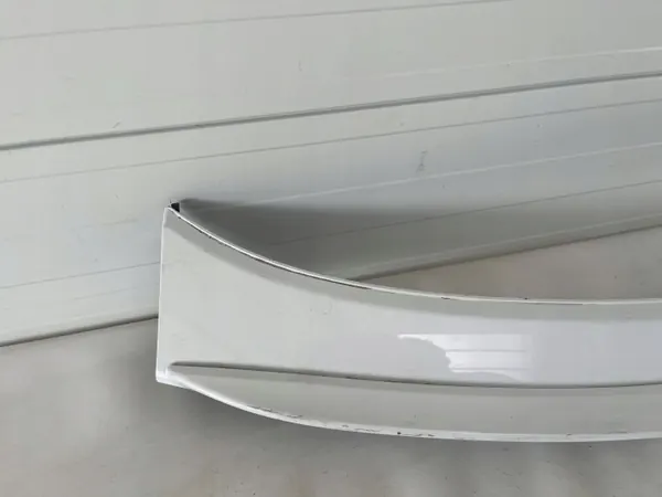 Chery Omoda 5 Spoiler OEM 609003249AA - Käytetty image 4