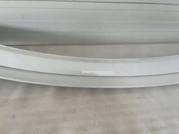 Chery Omoda 5 Spoiler OEM 609003249AA - Käytetty image 5
